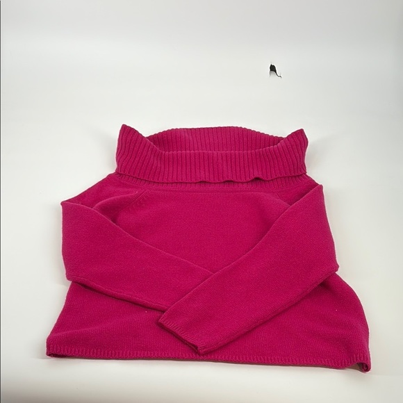 Women's Pink Sweater - Picture 1 of 1